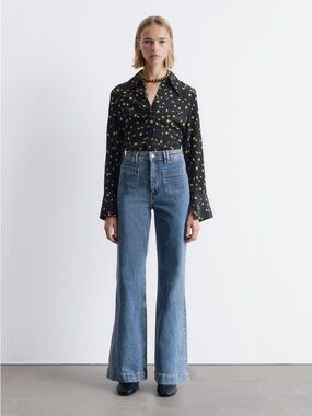 NWOT & Other Stories High Waist Front Patch Pocket Mid Wash Flare Jeans, Size 24